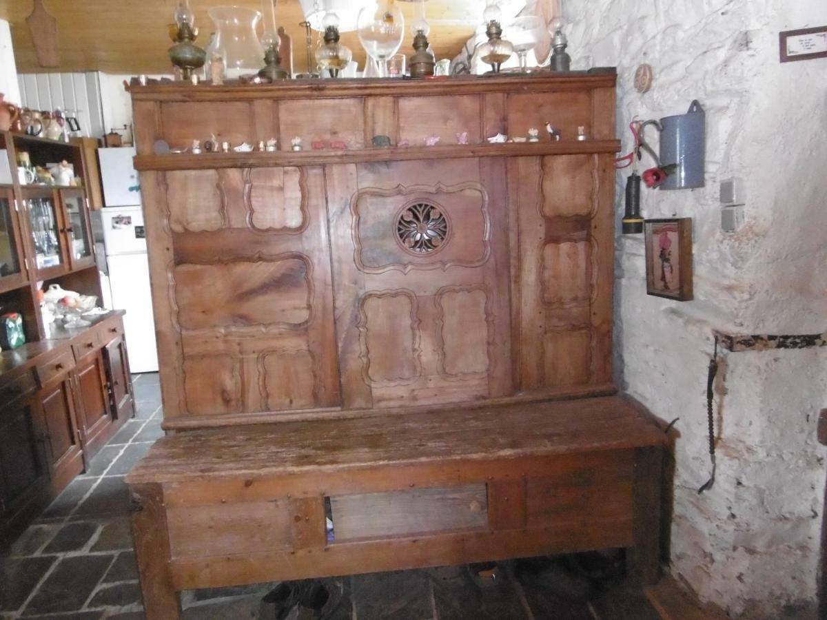 Tyrbourg Ξενοδοχείο Lopérec Εξωτερικό φωτογραφία